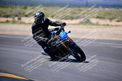 media/Mar-25-2024-Moto Forza (Mon) [[8d4319bd68]]/4-Novice Group/Session 3 (Turn 16 Inside)/